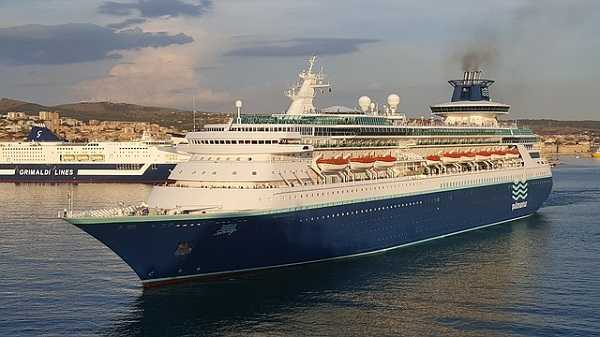 Crucero en el puerto de Civitavecchia