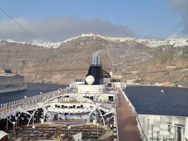Puerto de Santorini