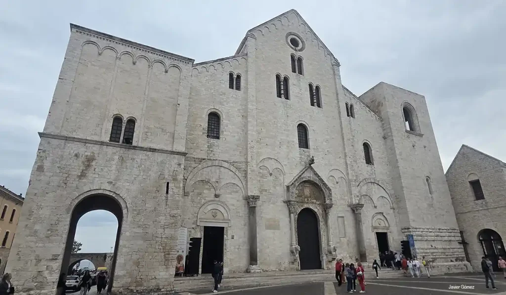 Basílica de San Nicolás de Bari Basílica de San Nicolás de Bari