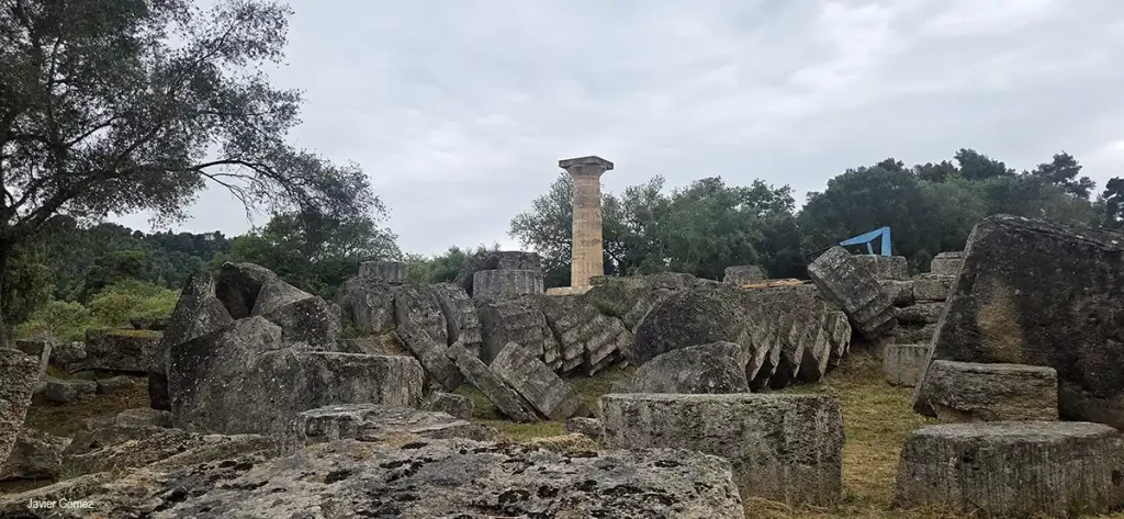 Restos del templo de Zeus en Olimpia